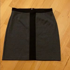 New without Tags Laundry above the knee skirt
